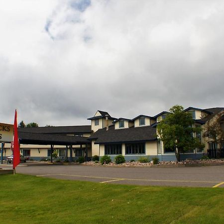 Pictured Rocks Inn And Suites Munising Bagian luar foto